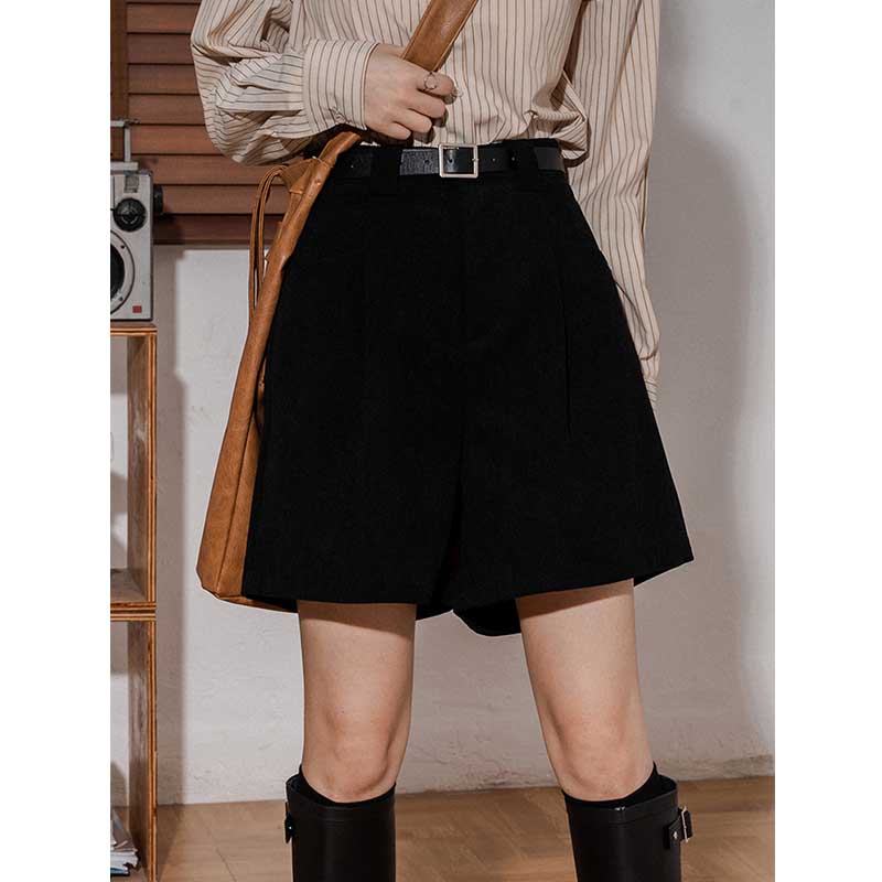 Retro Solid Color Corduroy Elastic High-waisted A-line Wide-leg Shorts