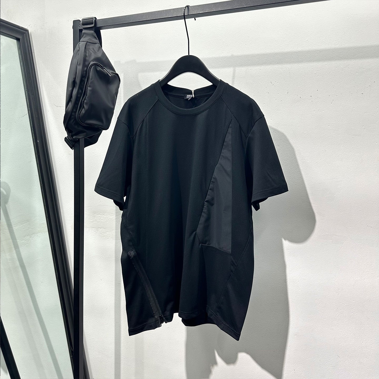 Asymmetric Zippered Loose Casual T-shirt