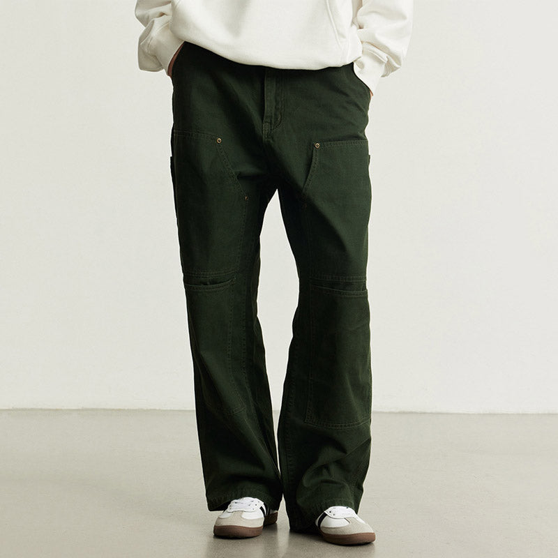 Relaxed Studded Cargo Jeans with Large Pockets