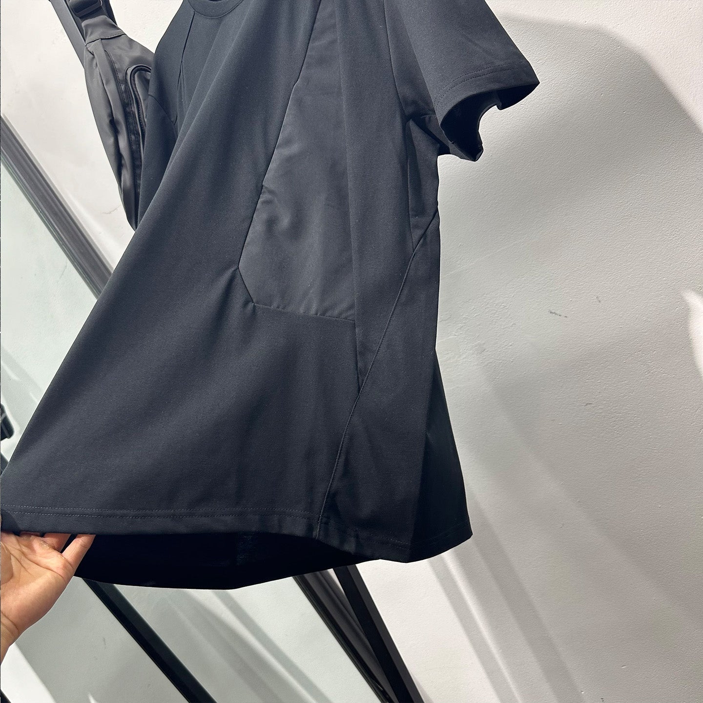 Asymmetric Zippered Loose Casual T-shirt