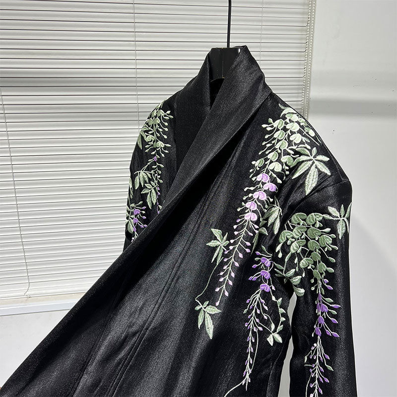 Floral Embroidered Buttonless Cardigan