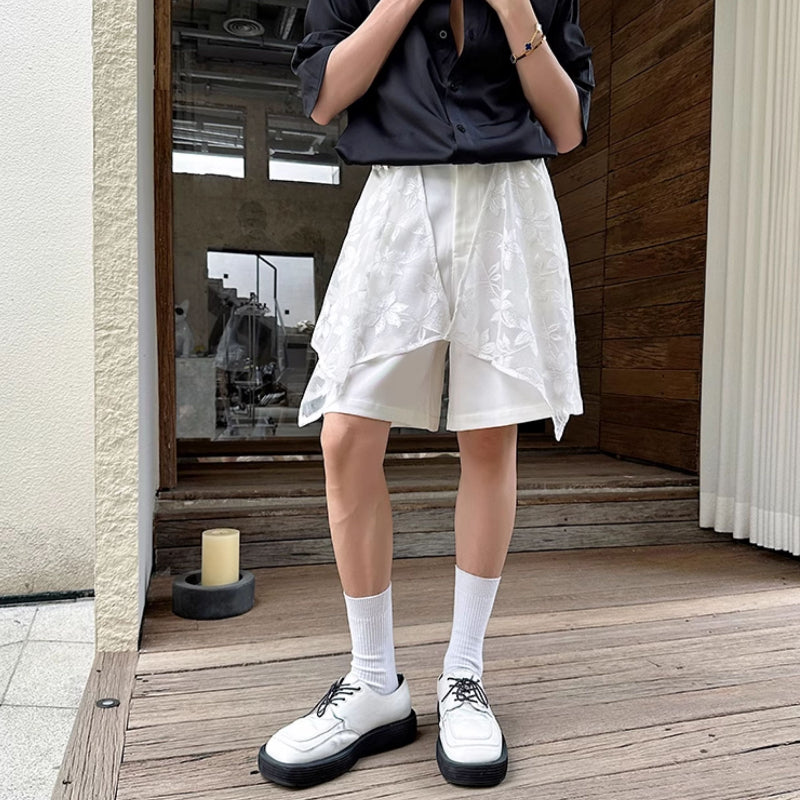 Loose Lace Panel Casual Shorts