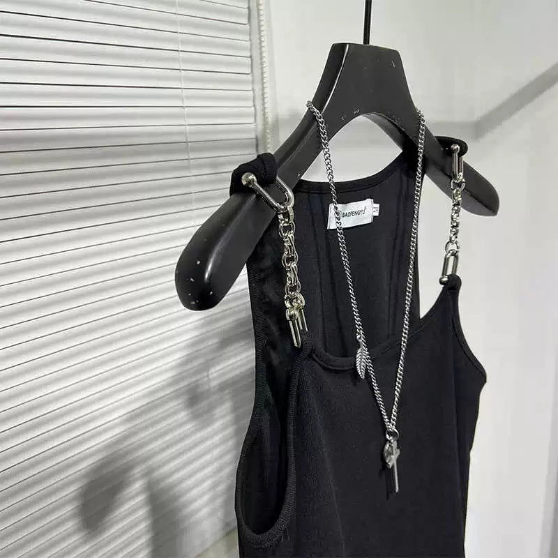 Metallic Stitching Elastic Sleeveless Vest