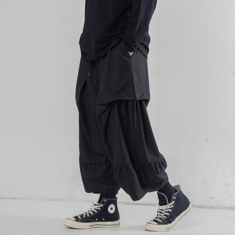 Functional Nine-point Pleated Wide-leg Pants