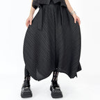 V-neck Gauze Vest Asymmetric Pleated Loose Curved Skirt