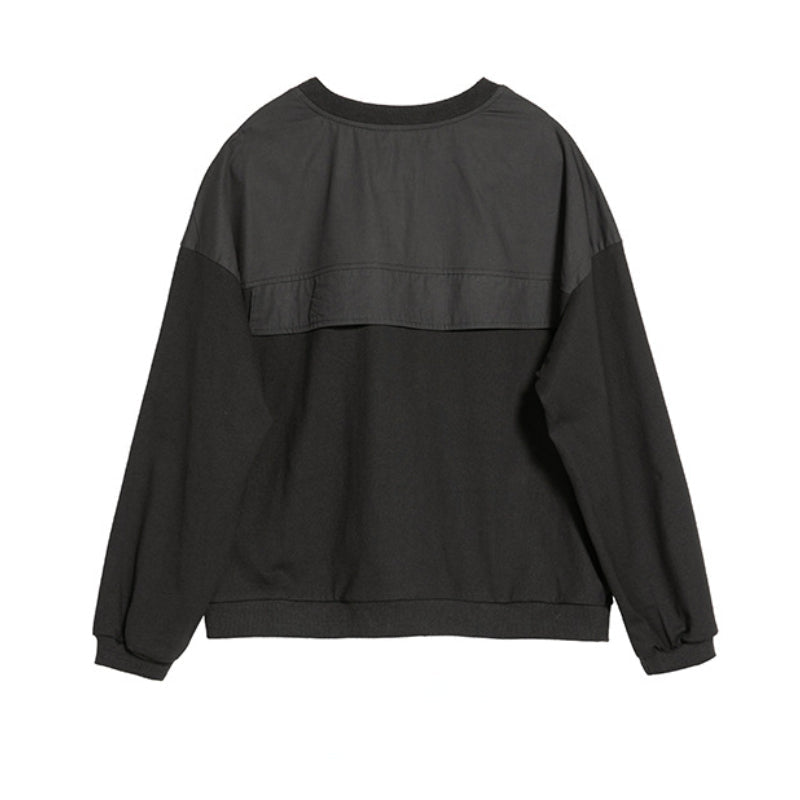 Round Neck Long Sleeve Pocket T-Shirt